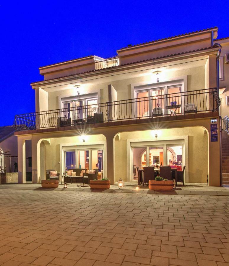 Apartments Prpic Senj Senj  Εξωτερικό φωτογραφία